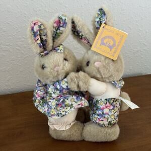 Rare Vintage Pacifix Intl 9"‎ Girl & Boy Rabbit Bunny Floral Outfit Plush T71